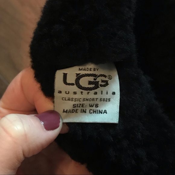 Short Black Ugg Boots - size 6 - Picture 6 of 6